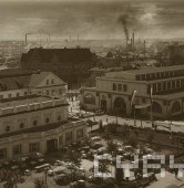 Dom Administracyjny z restauracją Belveder i Hala Ciężkiego Przemysłu | fot. Roman Stefan Ulatowski / CYRYL