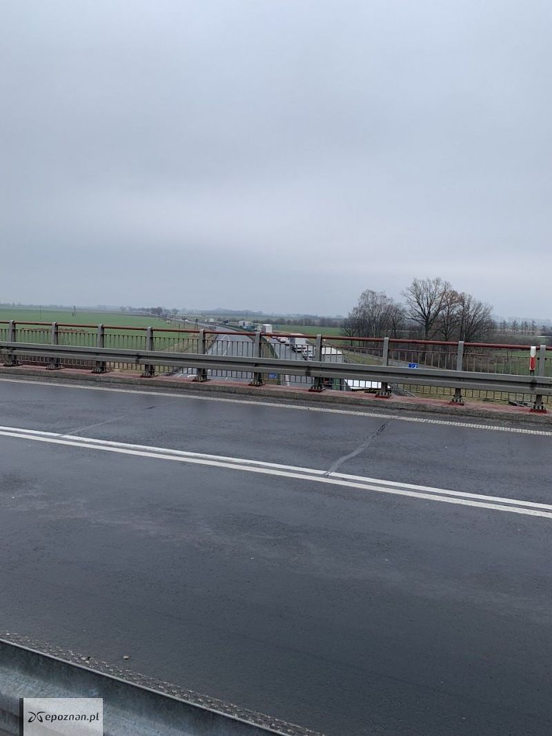 Efekty protestu na S11 w okolicy Kórnika | fot. Czytelnik